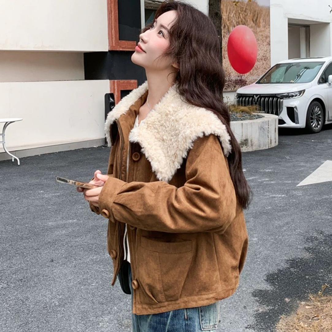 （衣长59）8893羊羔毛大翻领麂皮绒白鸭绒内胆保暖女冬季