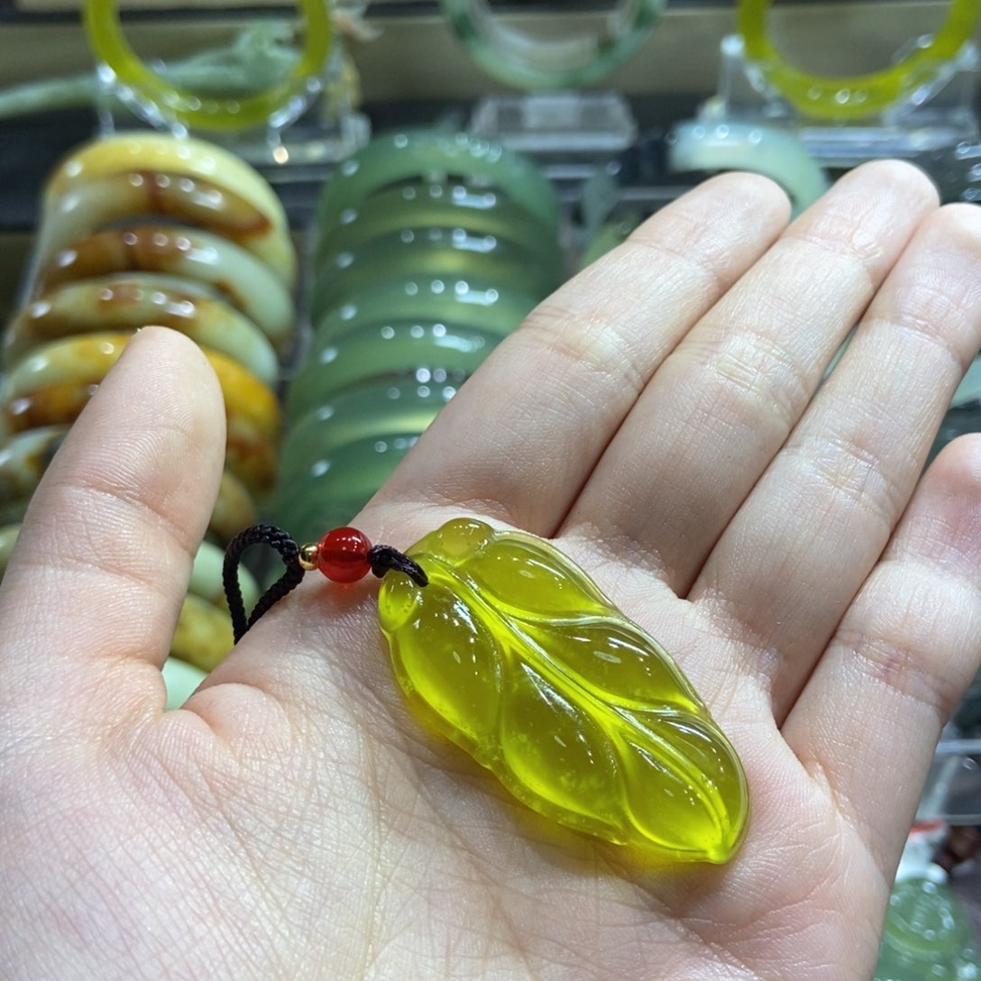 蛇纹石玉手镯未镶嵌加**加