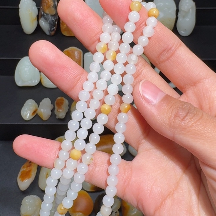 和田玉颈饰未镶嵌天**公