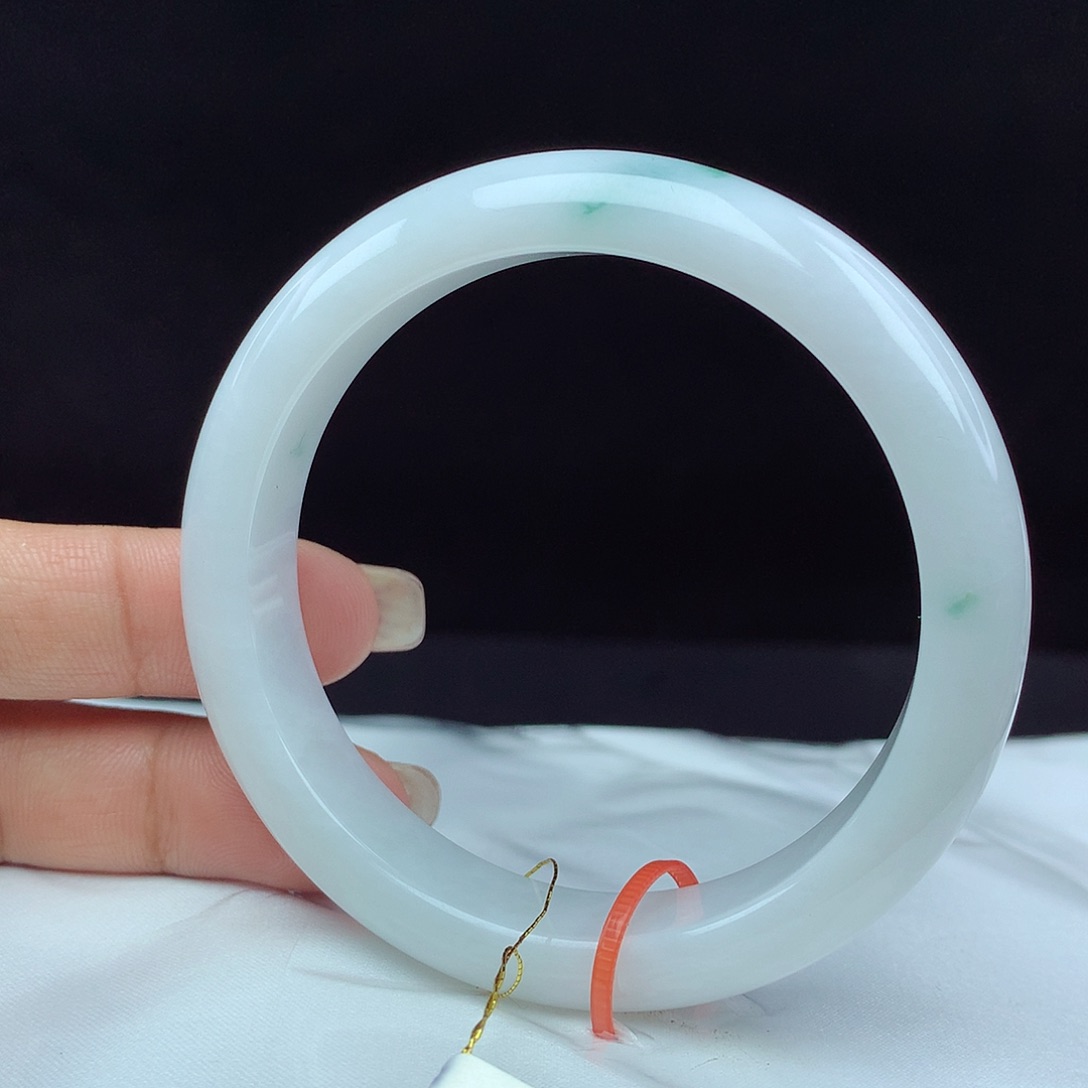 翡翠手镯未镶嵌57圈 0363