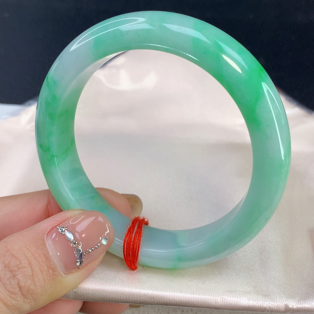 翡翠手镯未镶嵌天然A货翡翠012