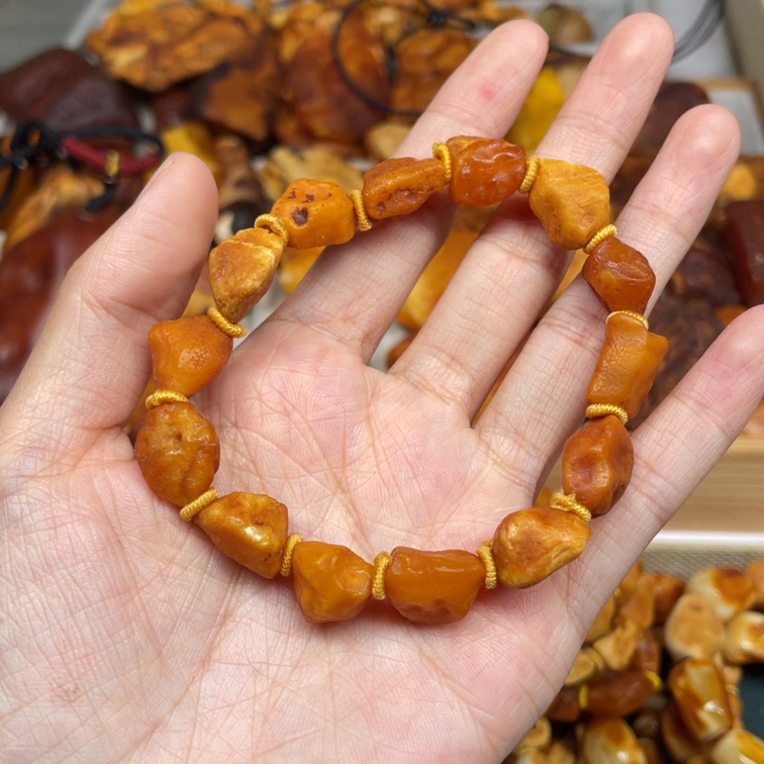 琥珀珠宝奇石未镶嵌