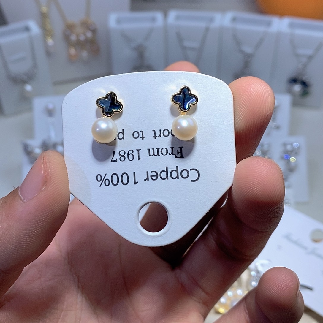 淡水珍珠银S925镶嵌耳饰