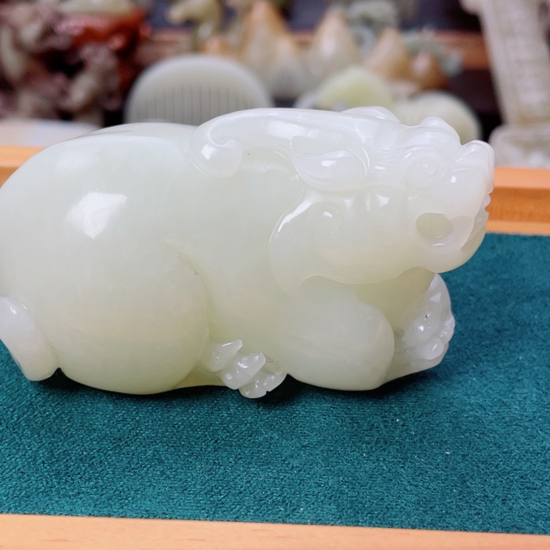 雪***莱瓷片新号开播磁盘一个手把