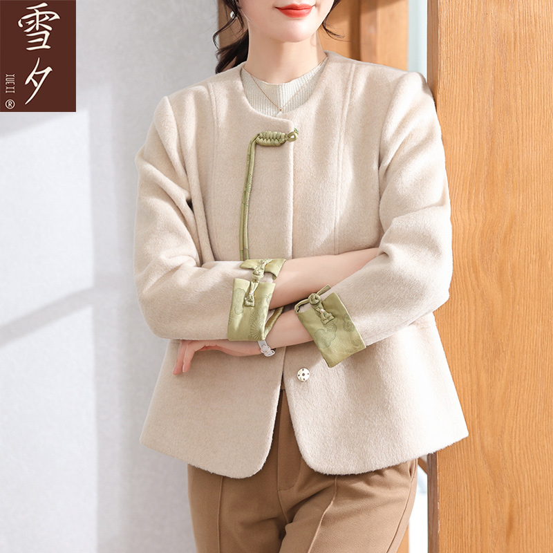 新中式妈妈秋装毛呢外套短款上衣服2025新款中老年洋气时尚呢子女