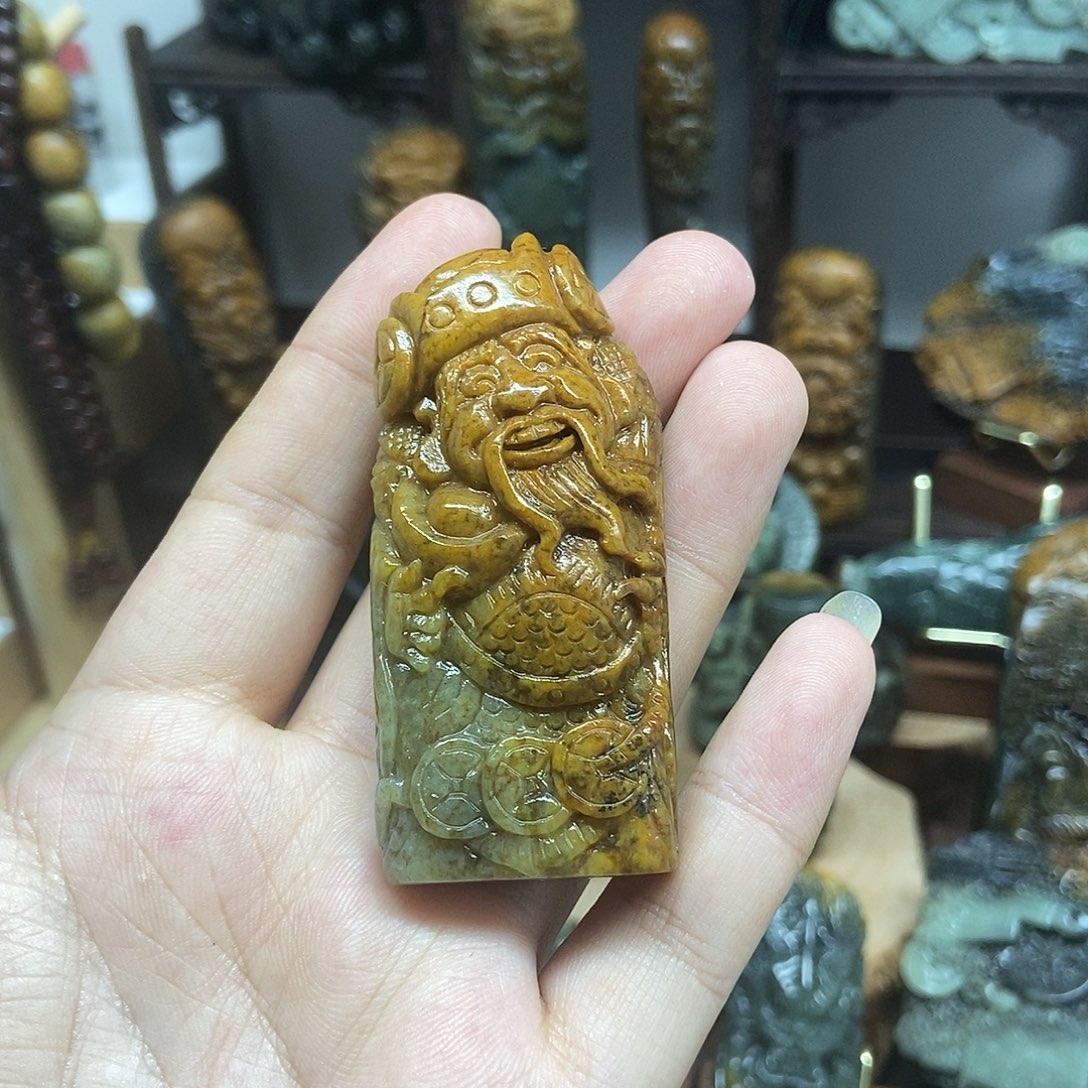 岫岩河磨玉（透闪石质玉）未镶嵌把件ㅤ****ㅤ