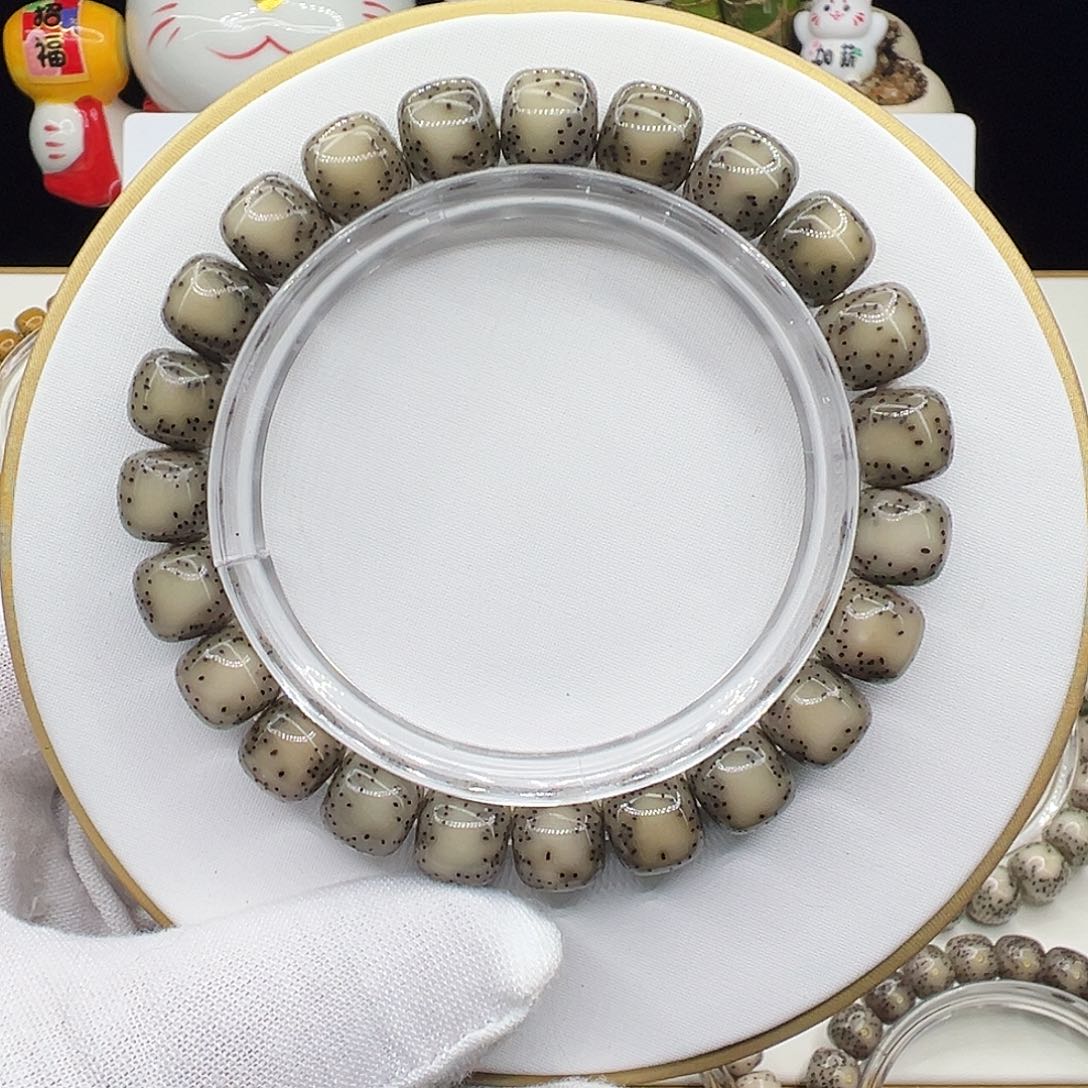 星月菩提手串绿冰糖10✖️9侧留白