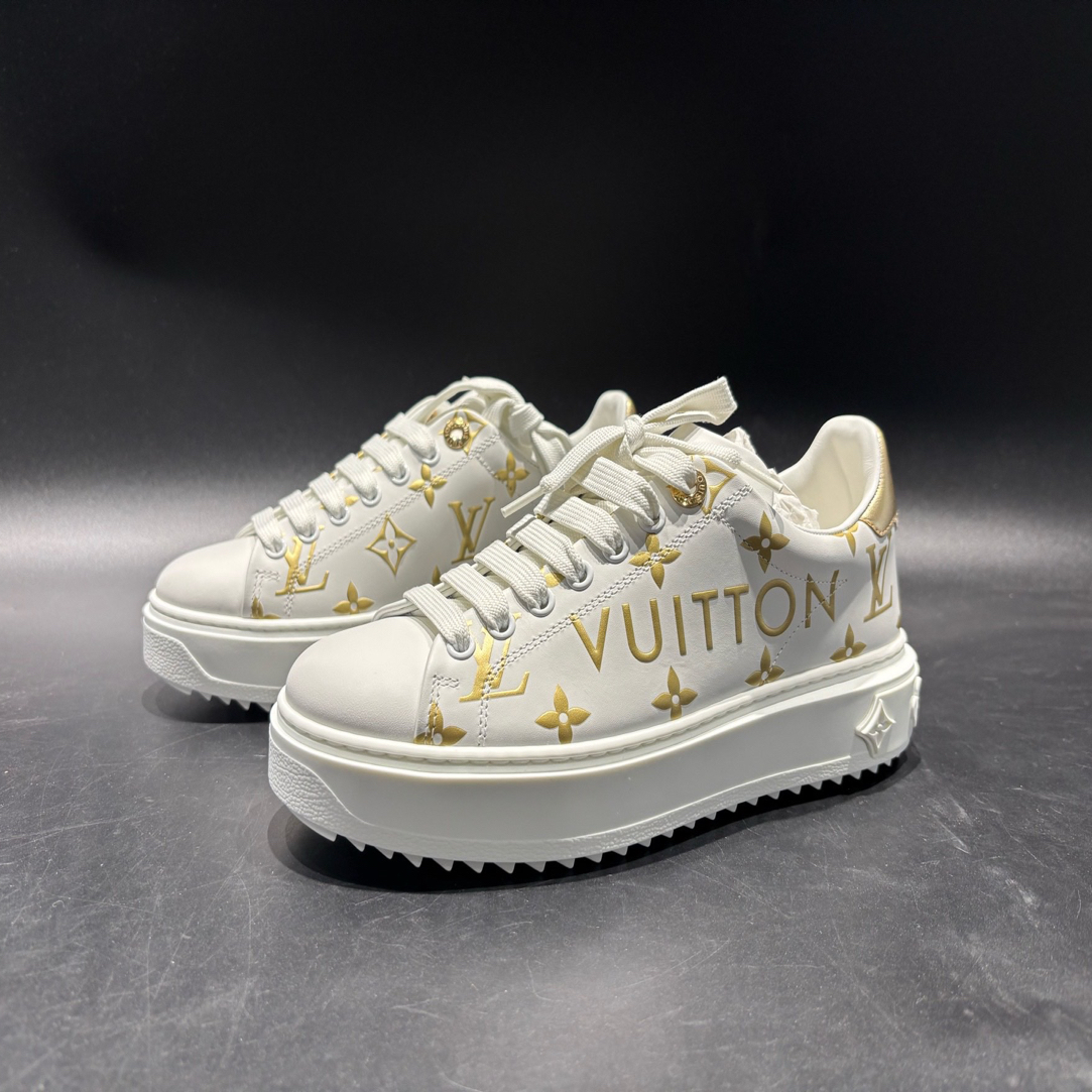 未使用 LouisVuitton/路易威登 lv time out 浮雕满印鞋36码/5306