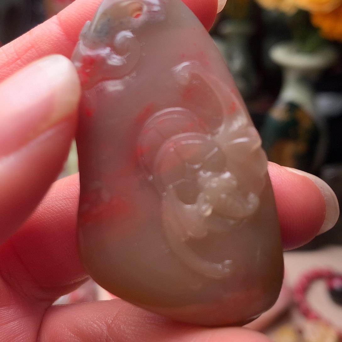 昌化石鸡血石精美挂件