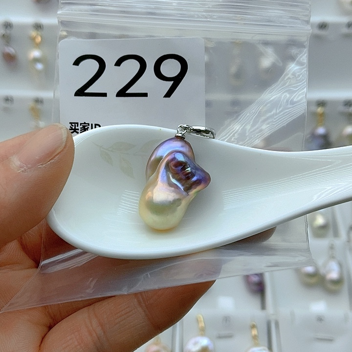 淡水珍珠颈饰银S925镶嵌