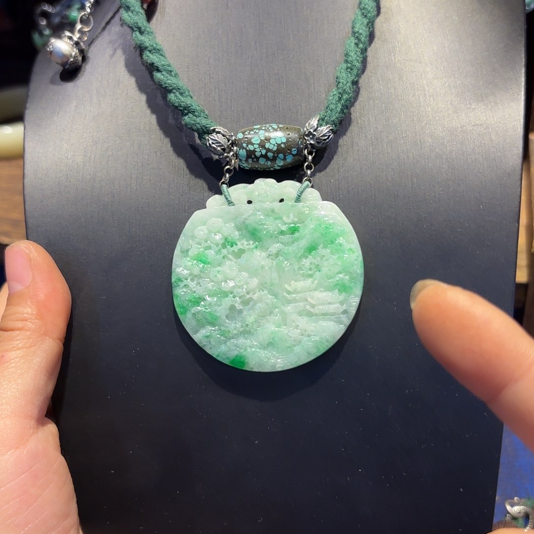 翡翠颈饰未镶嵌原创