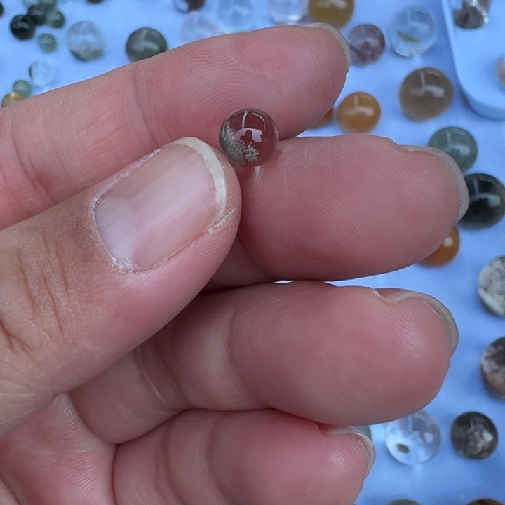 未镶嵌颈饰水晶吊坠