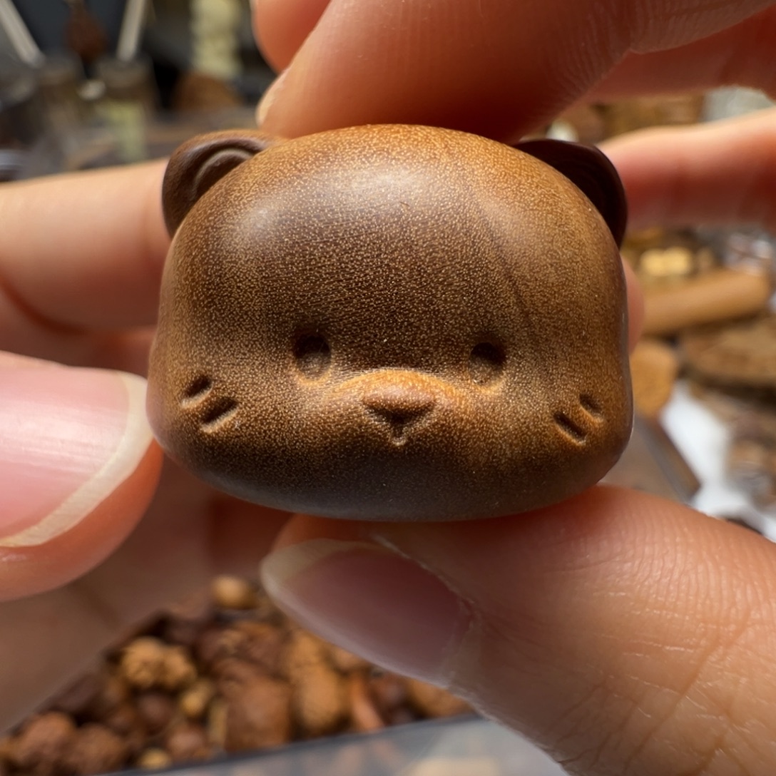 檀香木熊头老山檀