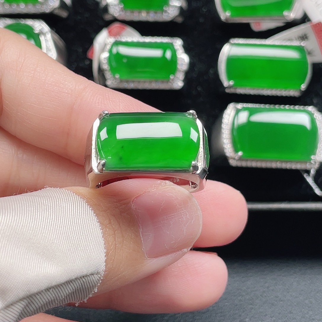 翡翠银S925镶嵌戒指天然A货翡翠没运费险3605