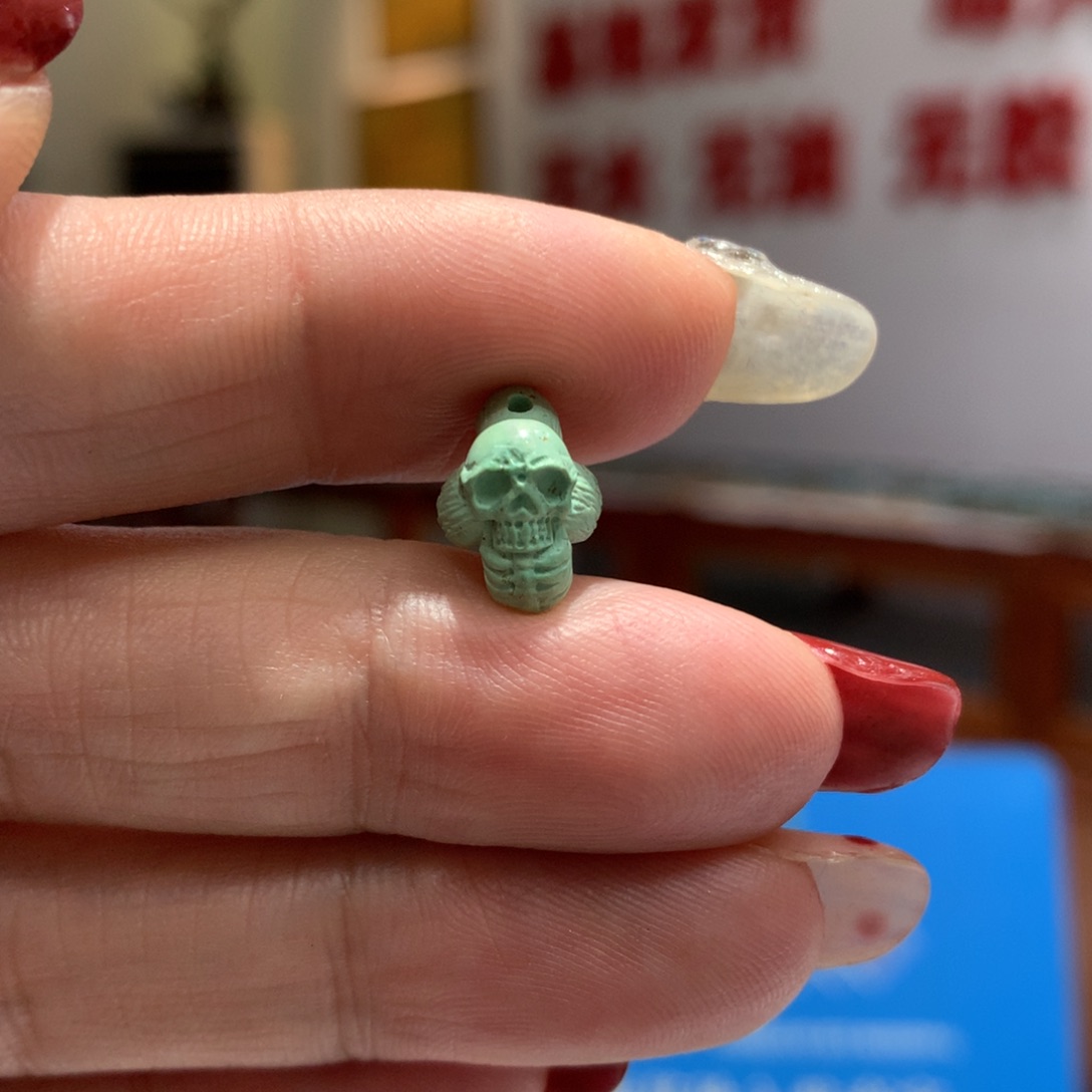 绿松石配饰未镶嵌