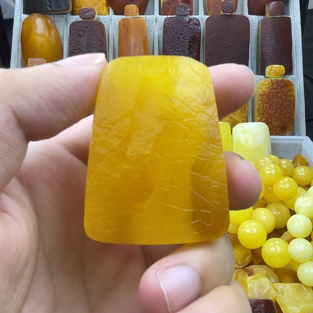 定制蜜蜡未镶嵌牌子