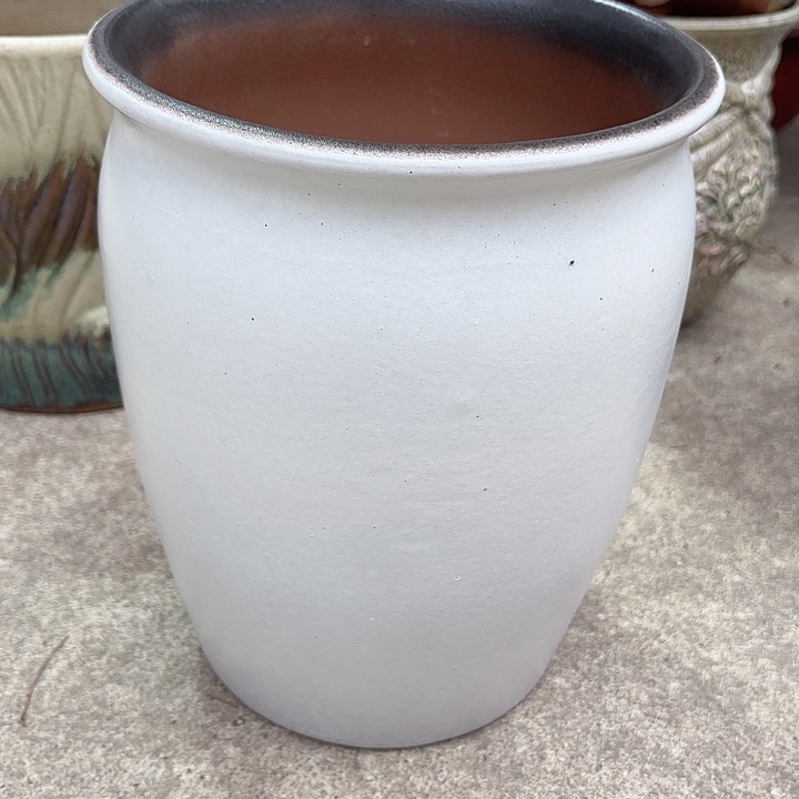 紫砂茶碗微瑕白口径20高度25.5