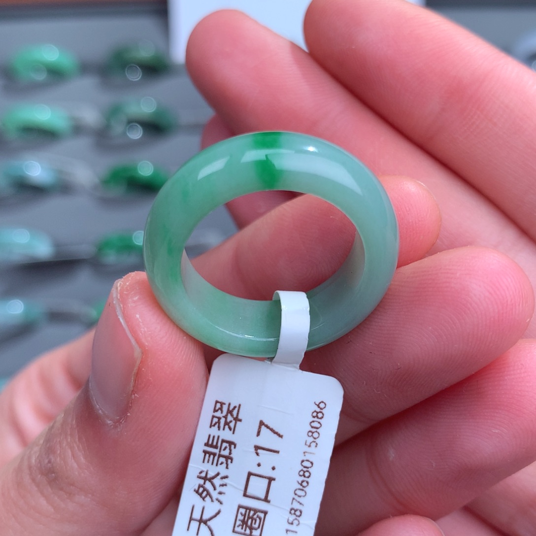 翡翠戒指未镶嵌天然