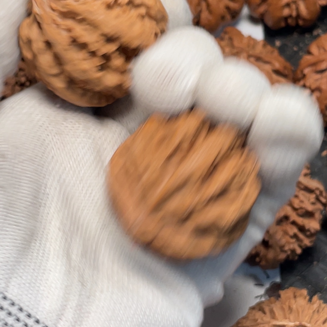 用***7桃核把件6 秦岭灯笼野生小众