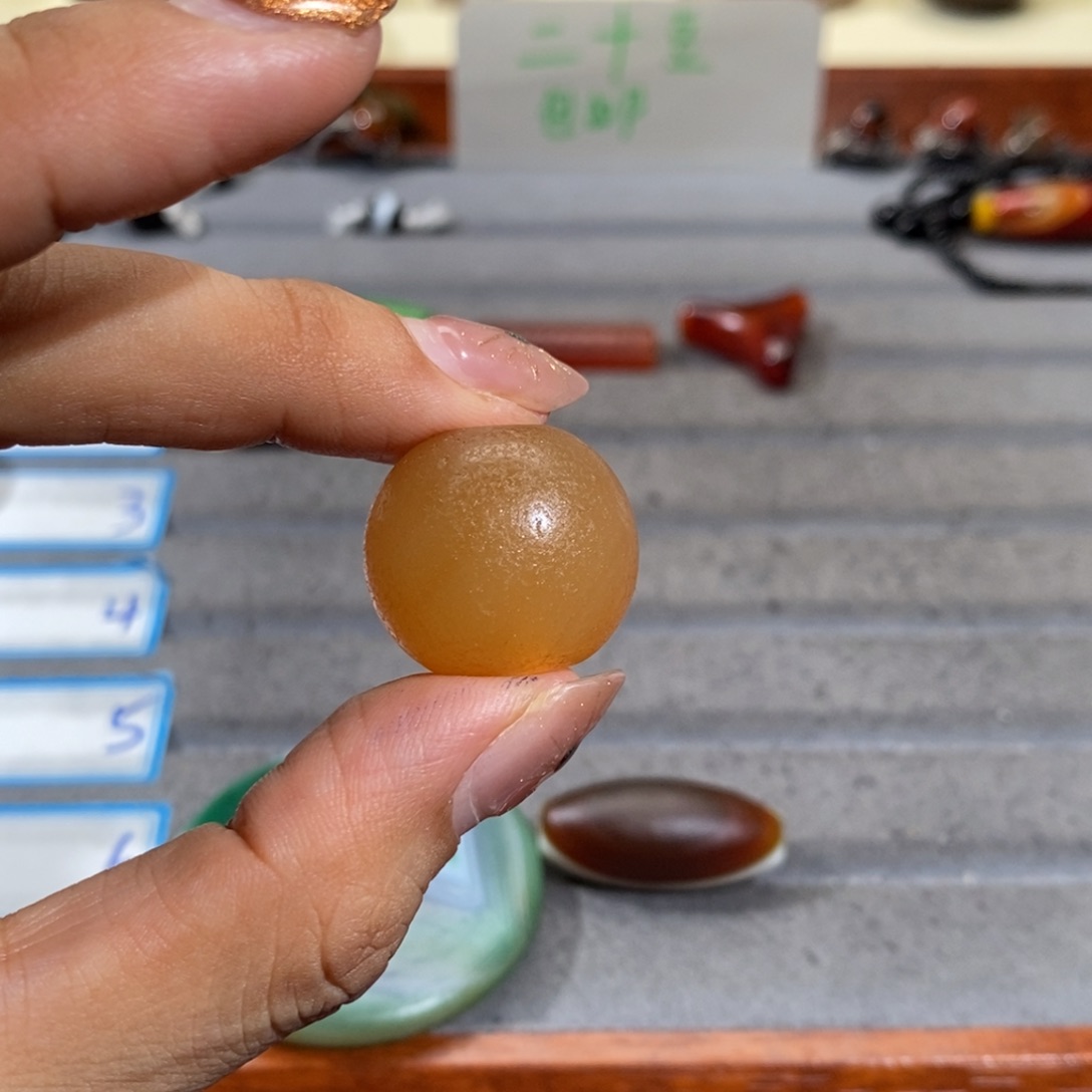 暖***暖合金颈饰玛瑙/玉髓