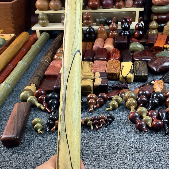 尚***玉黑白檀把玩棍一根把玩