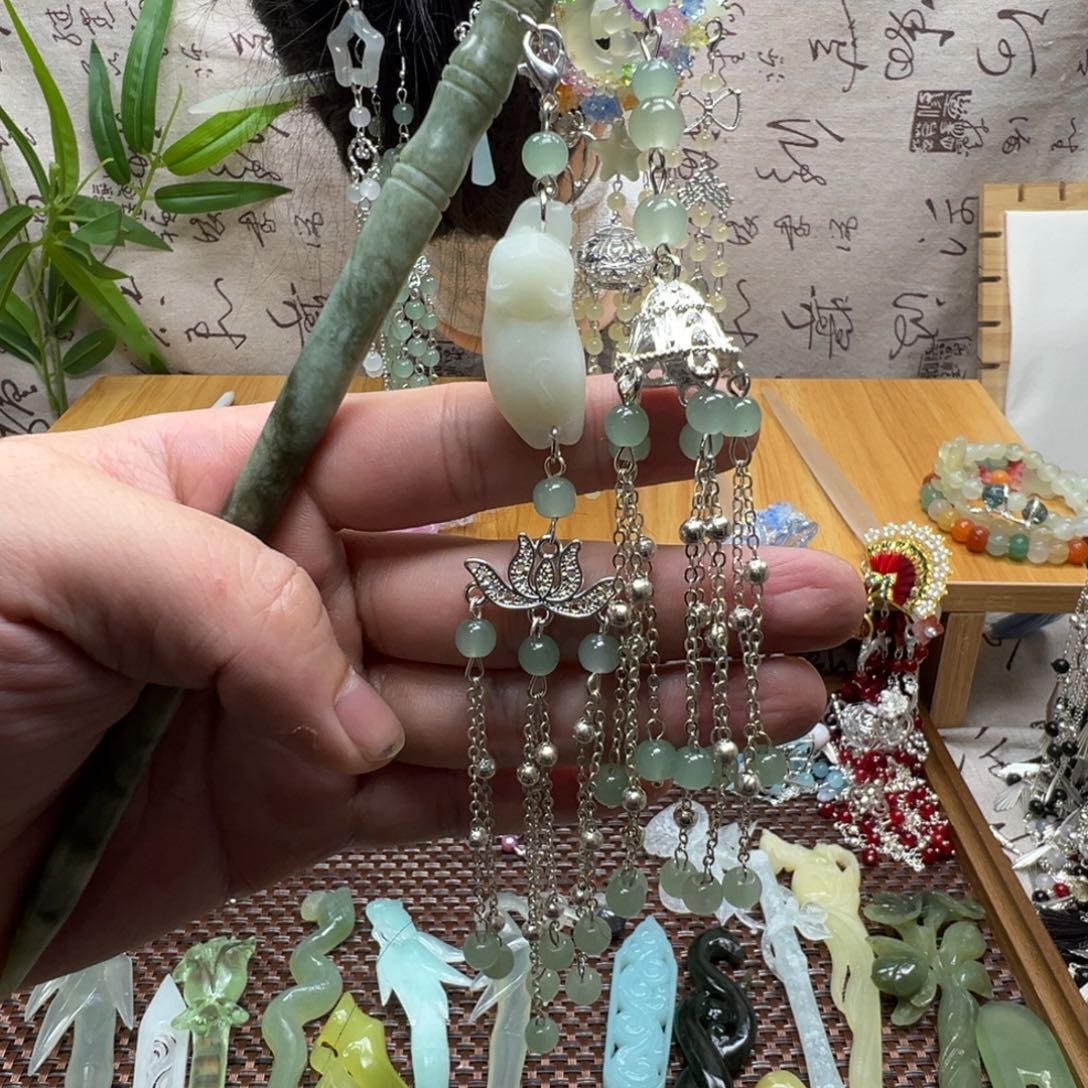 蛇纹石玉合金发饰