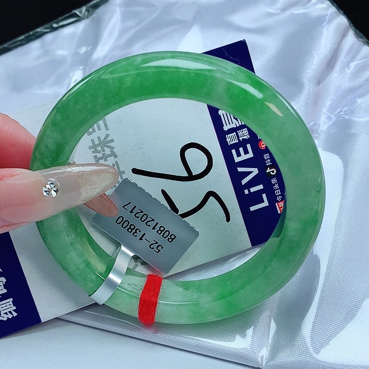 翡翠手镯未镶嵌缅甸天然a货翡翠手镯