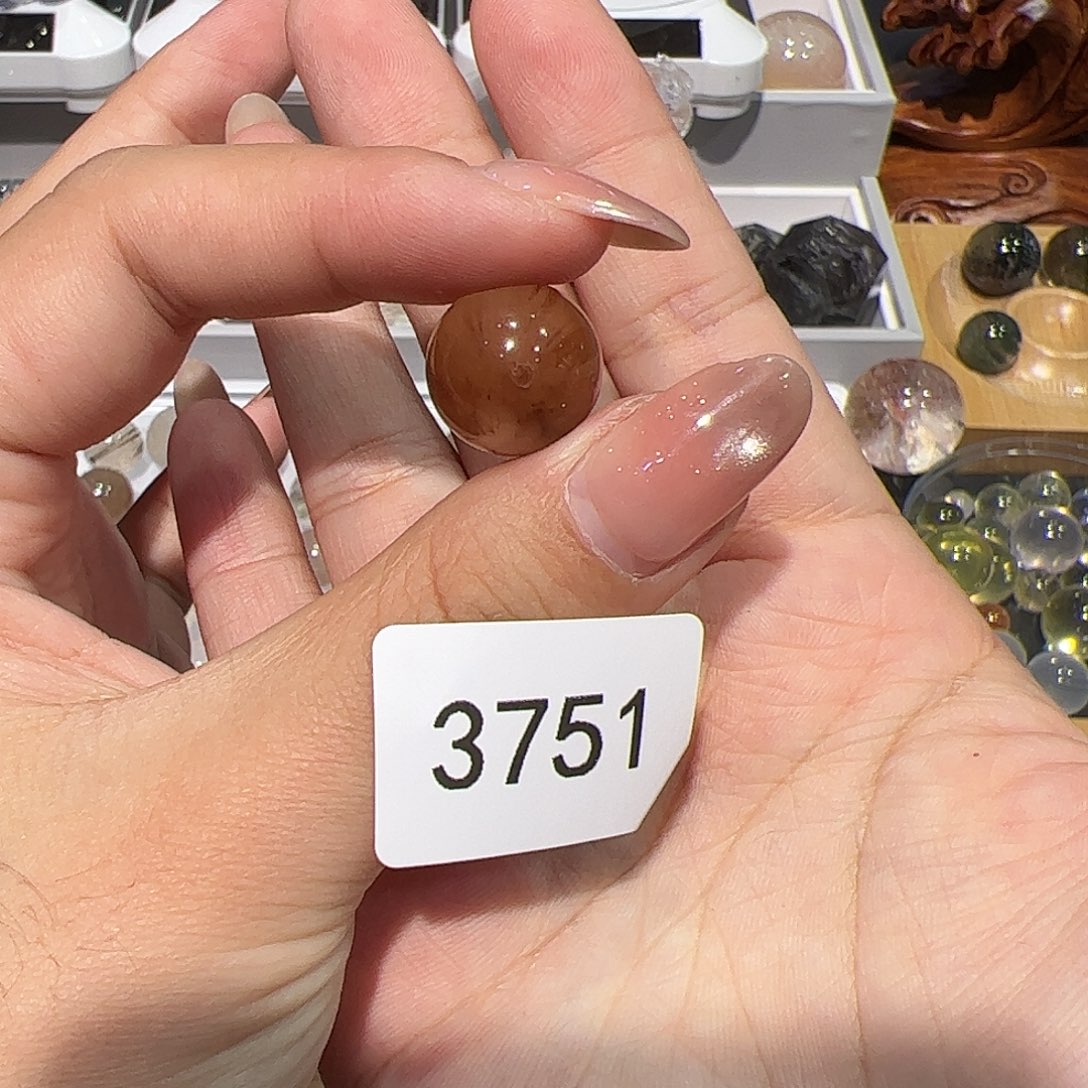 水晶未镶嵌大型摆件（非配饰）