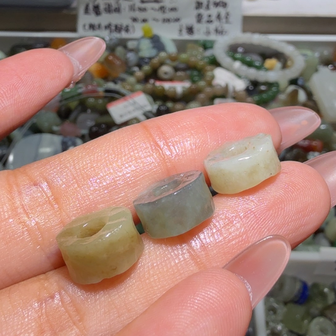 和田玉未镶嵌珠宝半成品