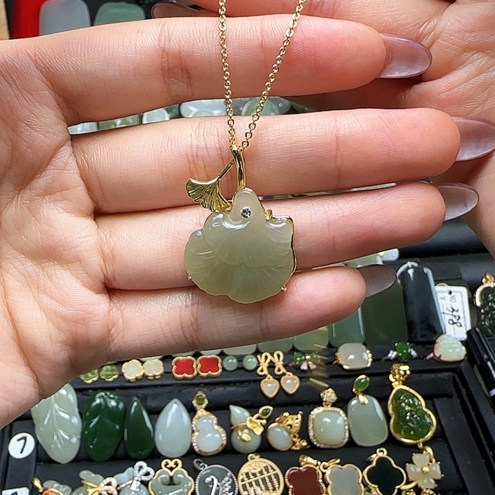 吊坠(赠链)银S925镶嵌和田玉