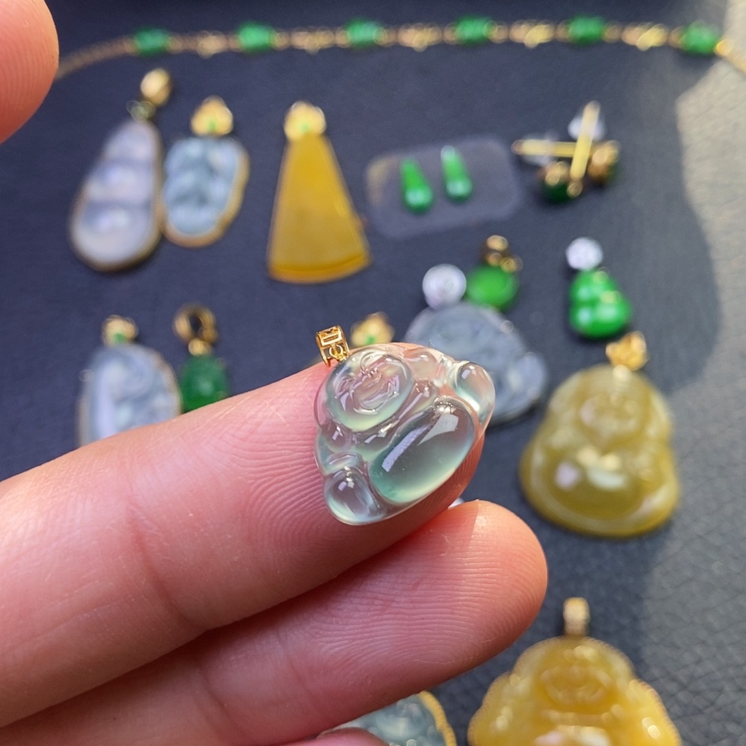 吊坠(不含链)18K金镶嵌翡翠