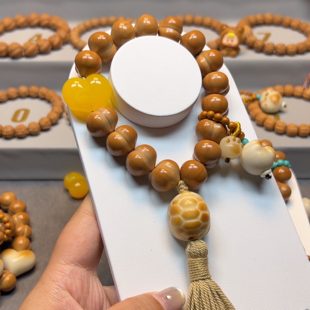 ****妈猴头核桃手串17.7精品屁桃福利