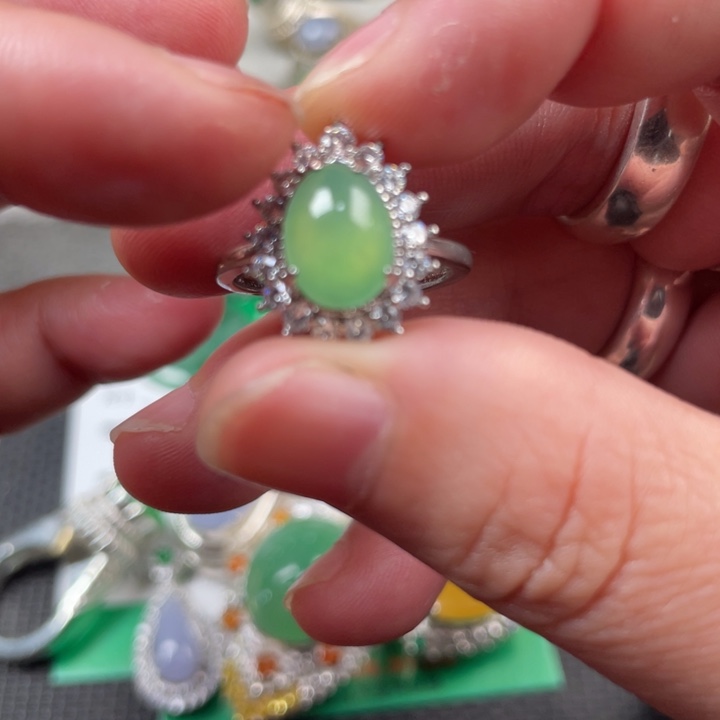 翡翠未镶嵌戒指缅甸天然翡翠