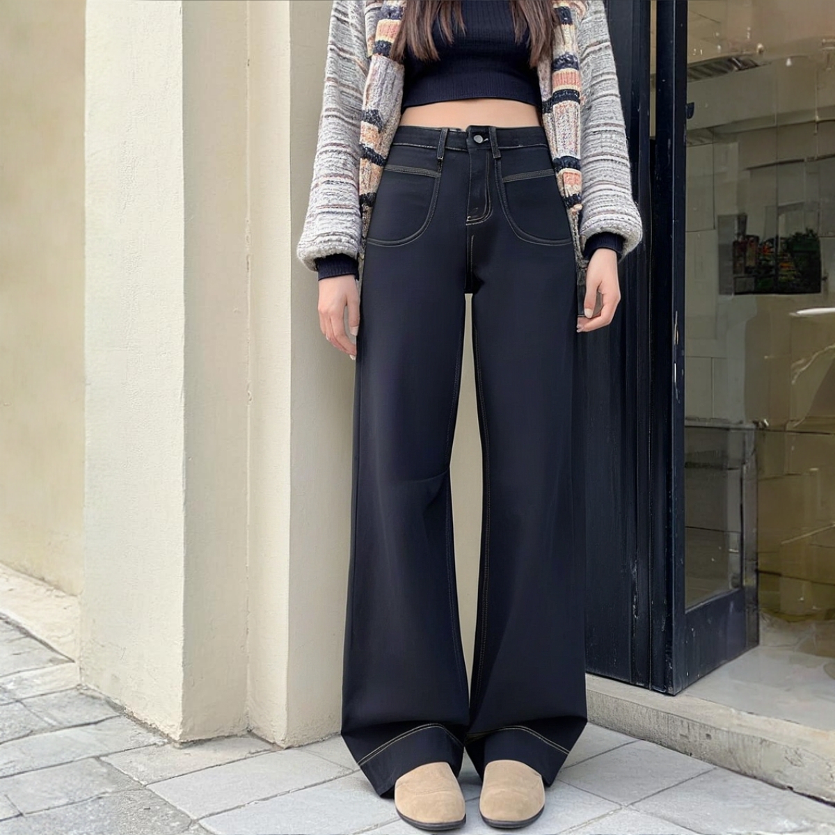 黑色直筒加绒加厚2025年新款冬季黑金色直筒牛仔裤子女时尚百搭款