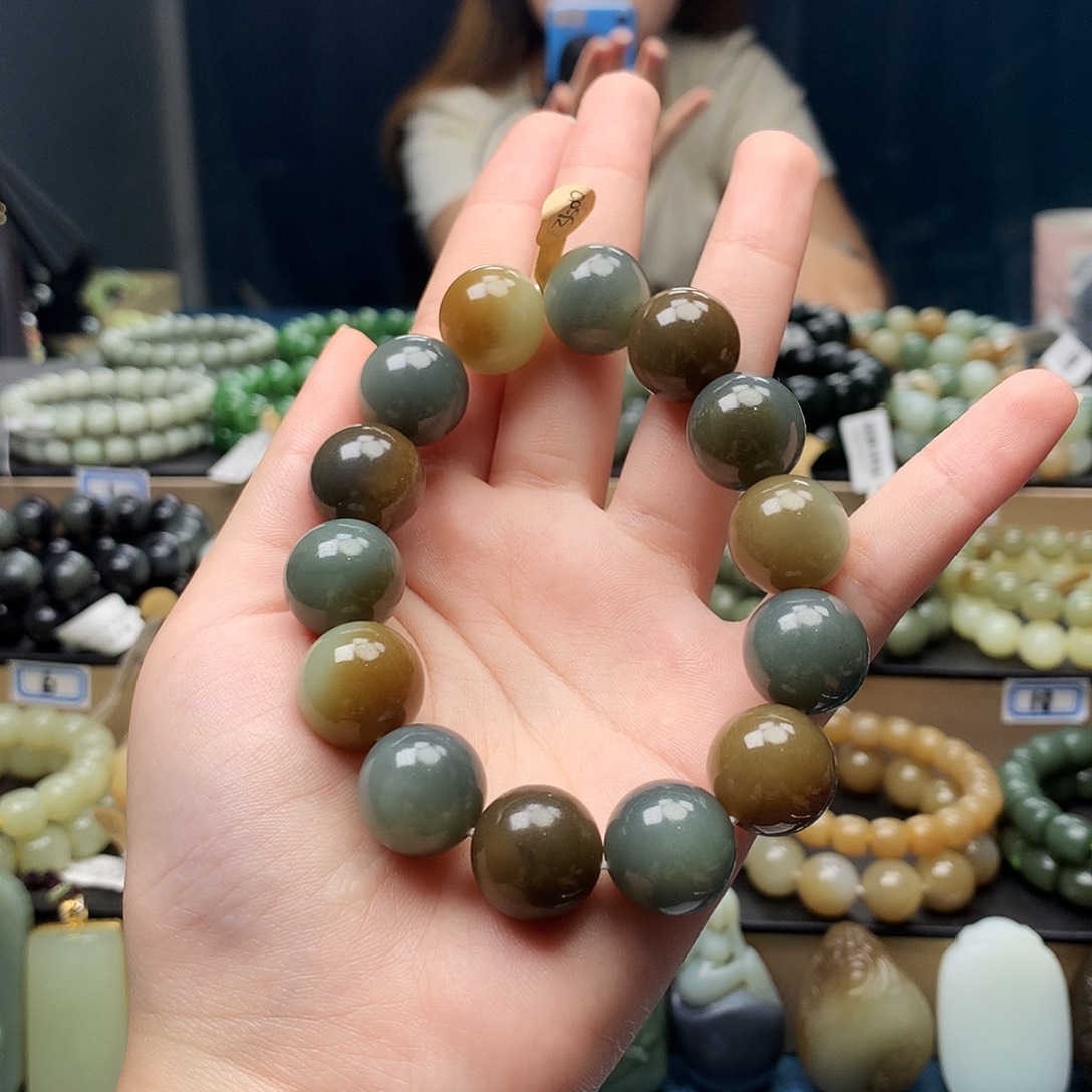 手链未镶嵌和田玉