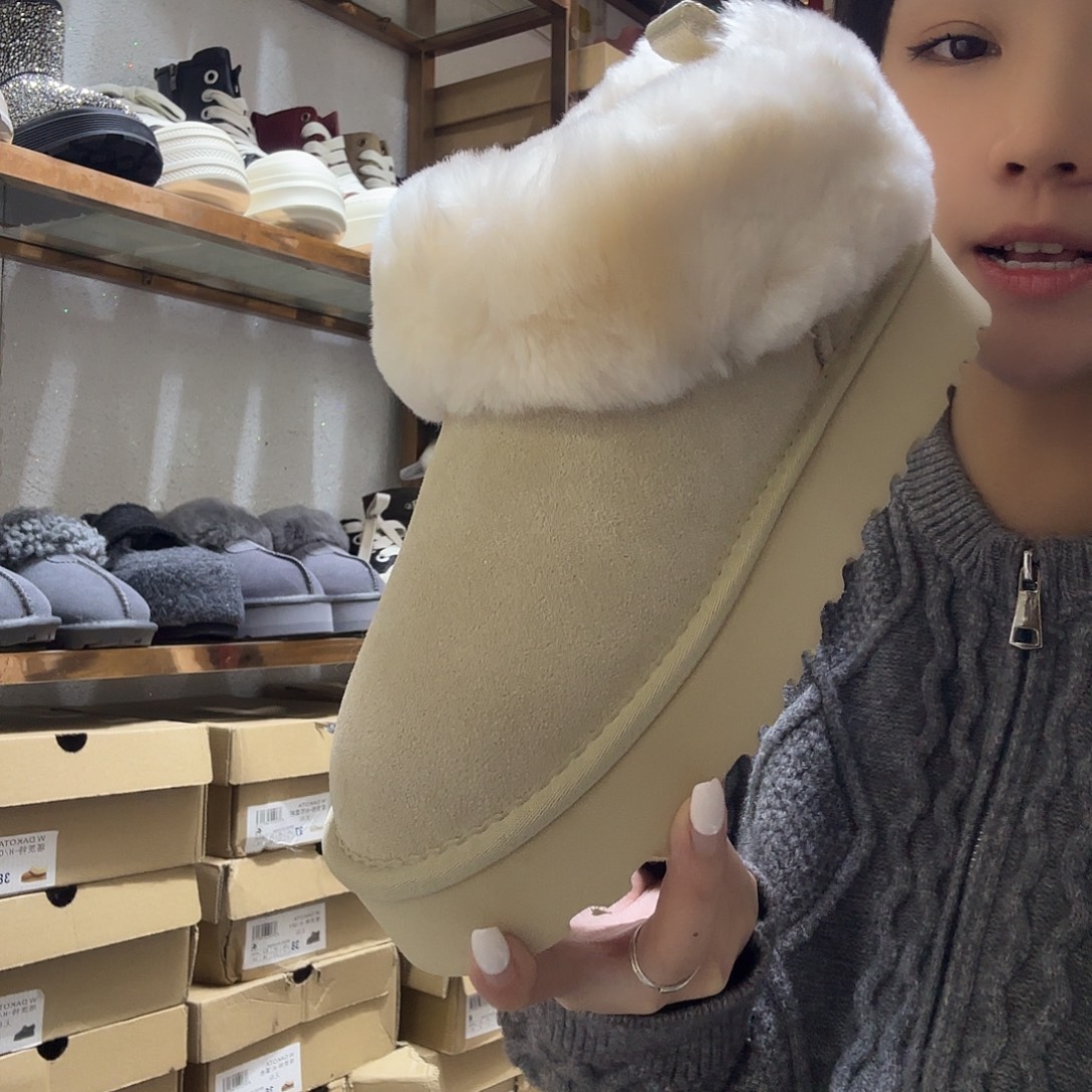 37码杏色雪地靴圈口毛