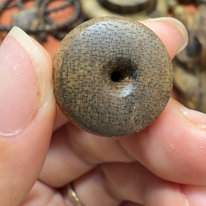 大叶紫檀（黑酸枝木类）