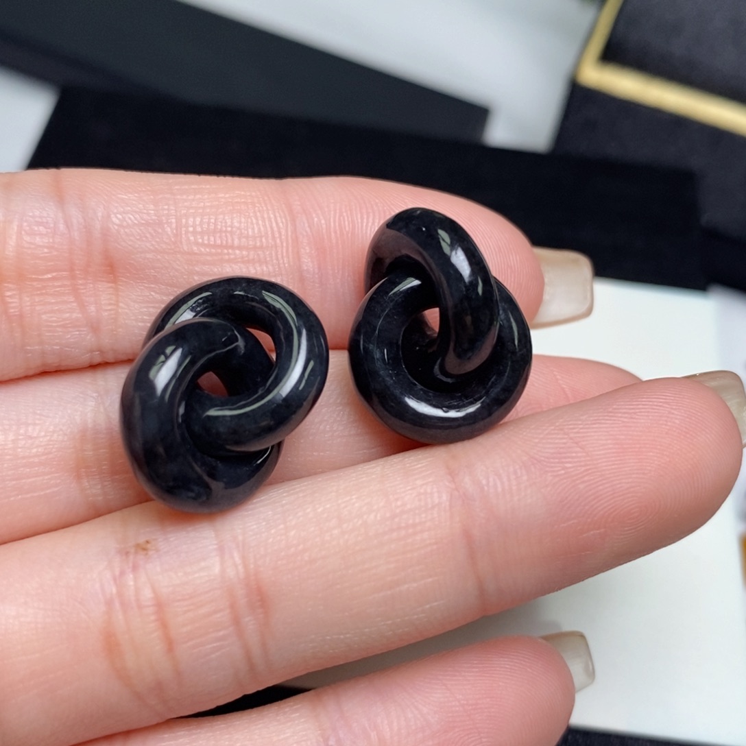 翡翠耳饰未镶嵌黑乌鸡双环