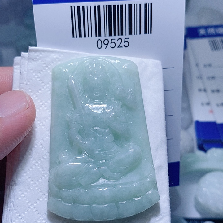 翡翠未镶嵌颈饰天光墟翡翠市场现金代购