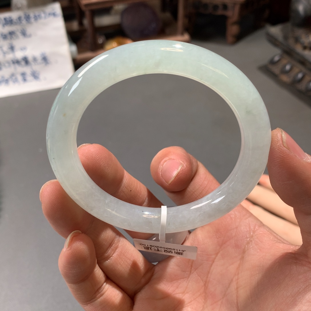 翡翠手镯未镶嵌55.3圆条