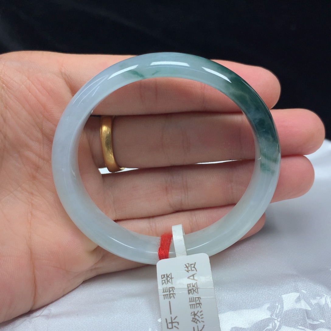 未镶嵌手镯（贵妃镯）翡翠53贵妃