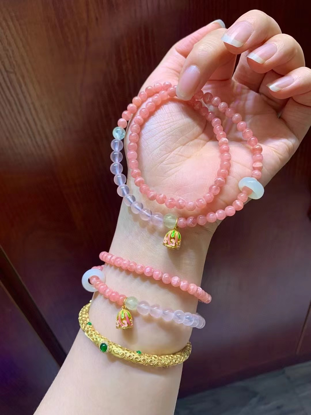 天然冰种红纹石两圈手链