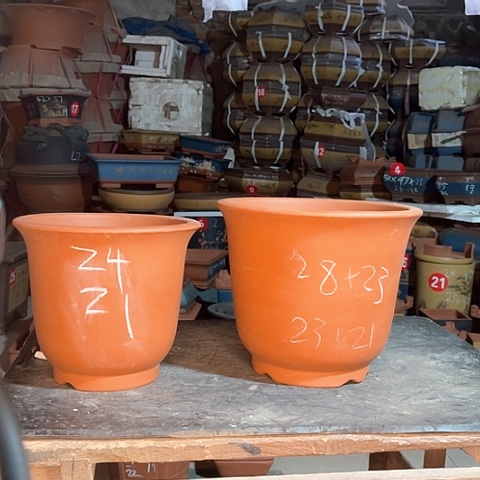 紫砂花盆大金钟盆两个