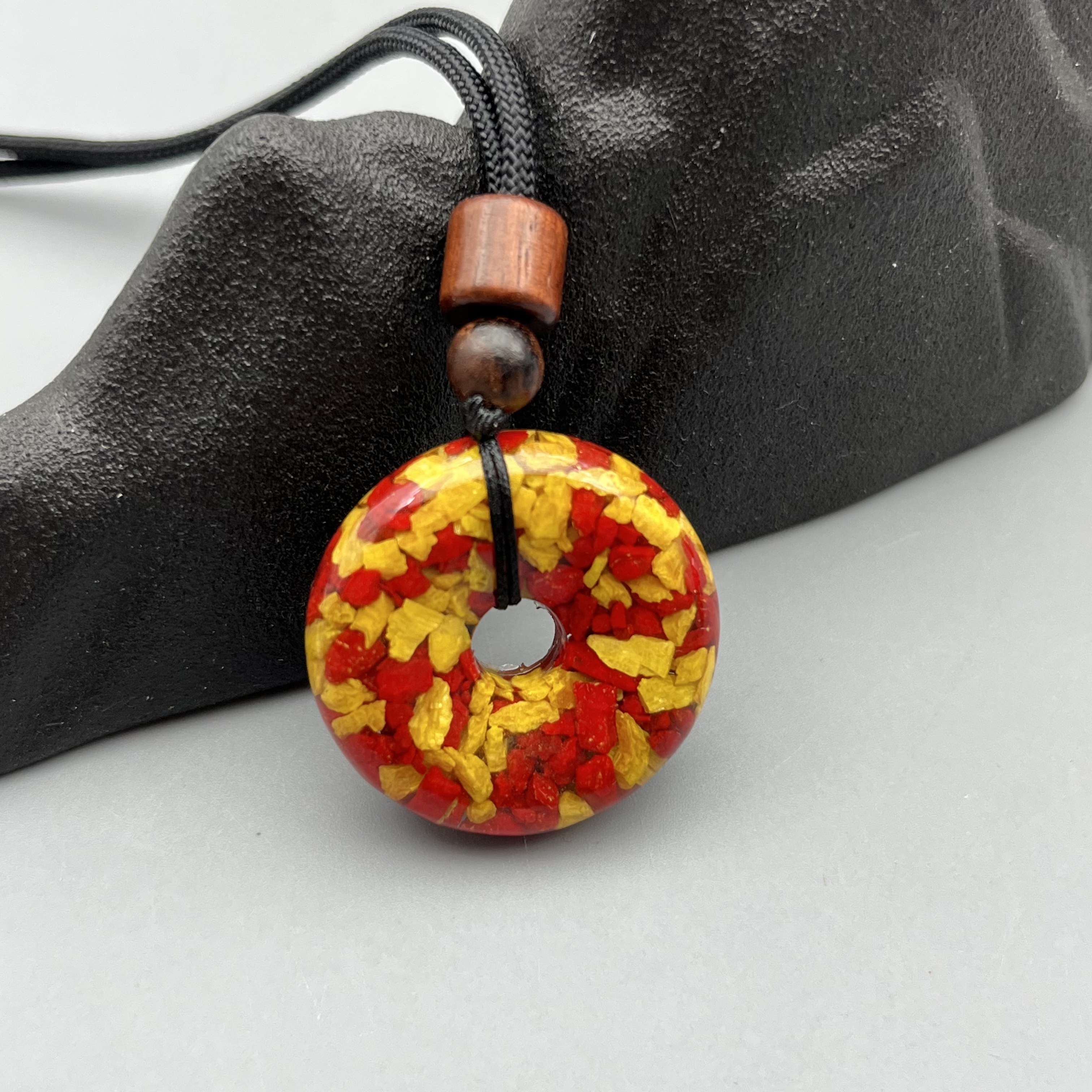 非金属树脂吊坠 X242-经典款红黄平安扣吊坠时尚百搭直径30mm