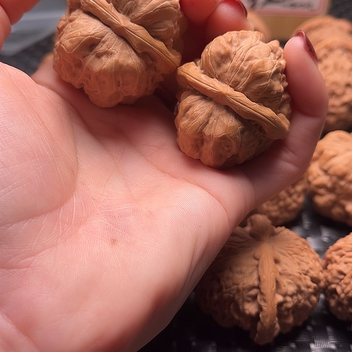 文玩核桃把件38蛤蟆头