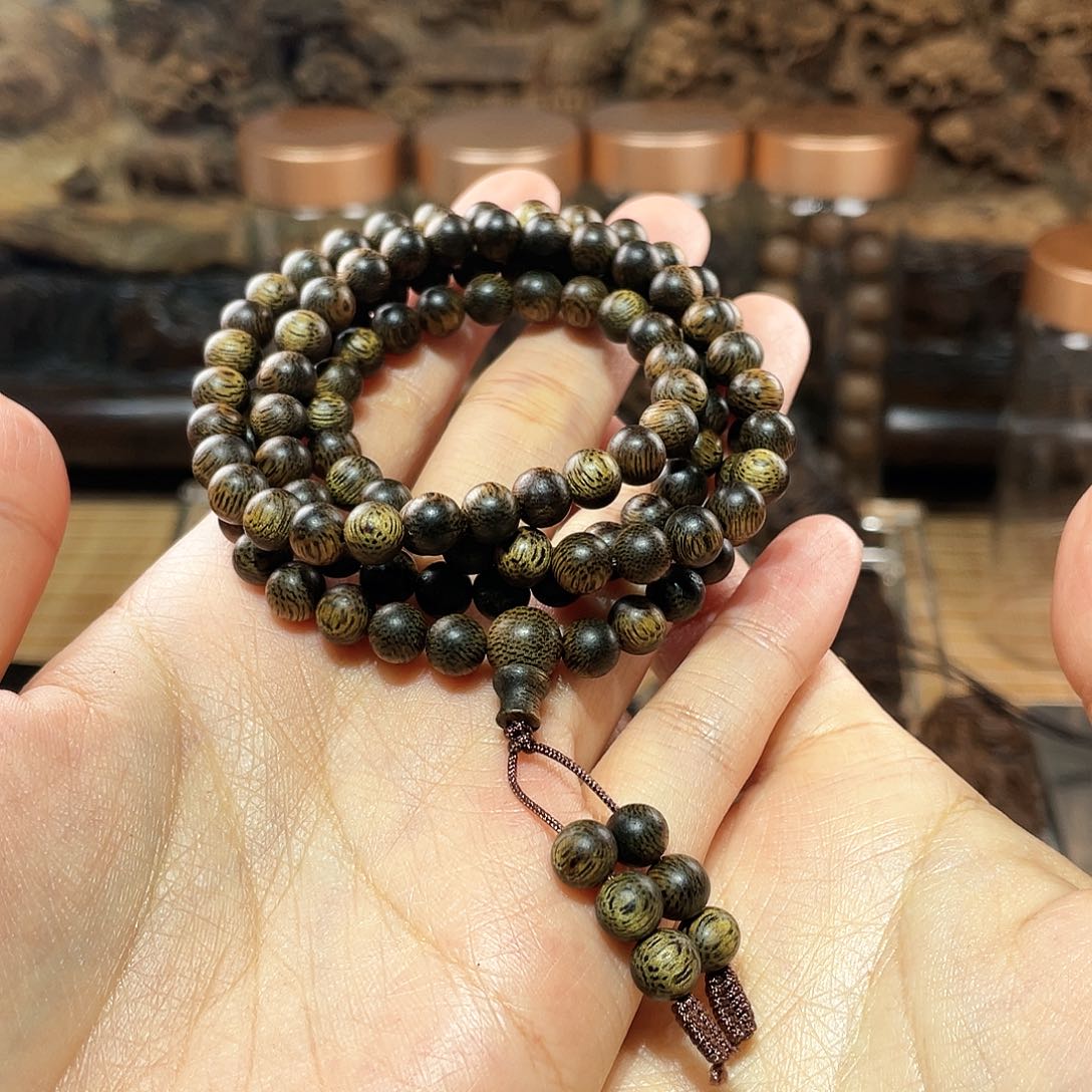 【闪购商品】沉香手串霞*2越南芽庄留疤黄奇楠