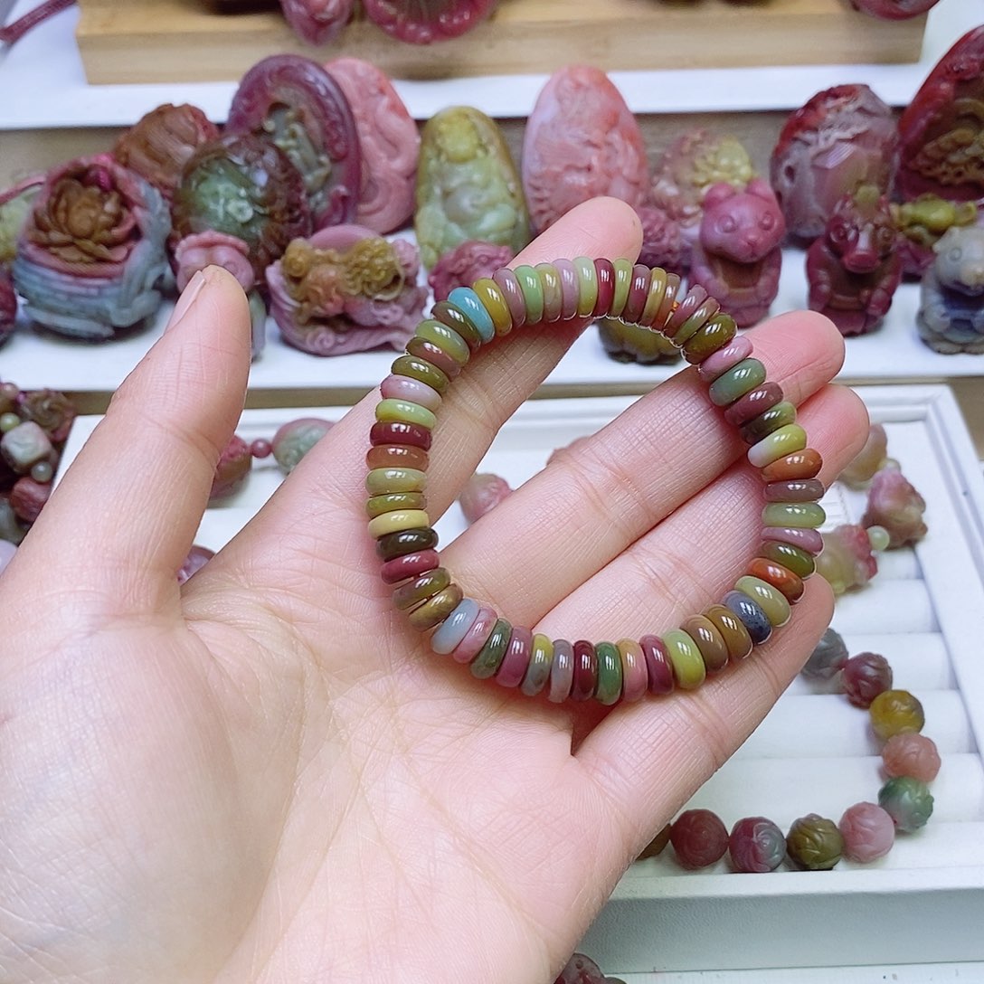 玛瑙/玉髓盐源玛瑙手链未镶嵌