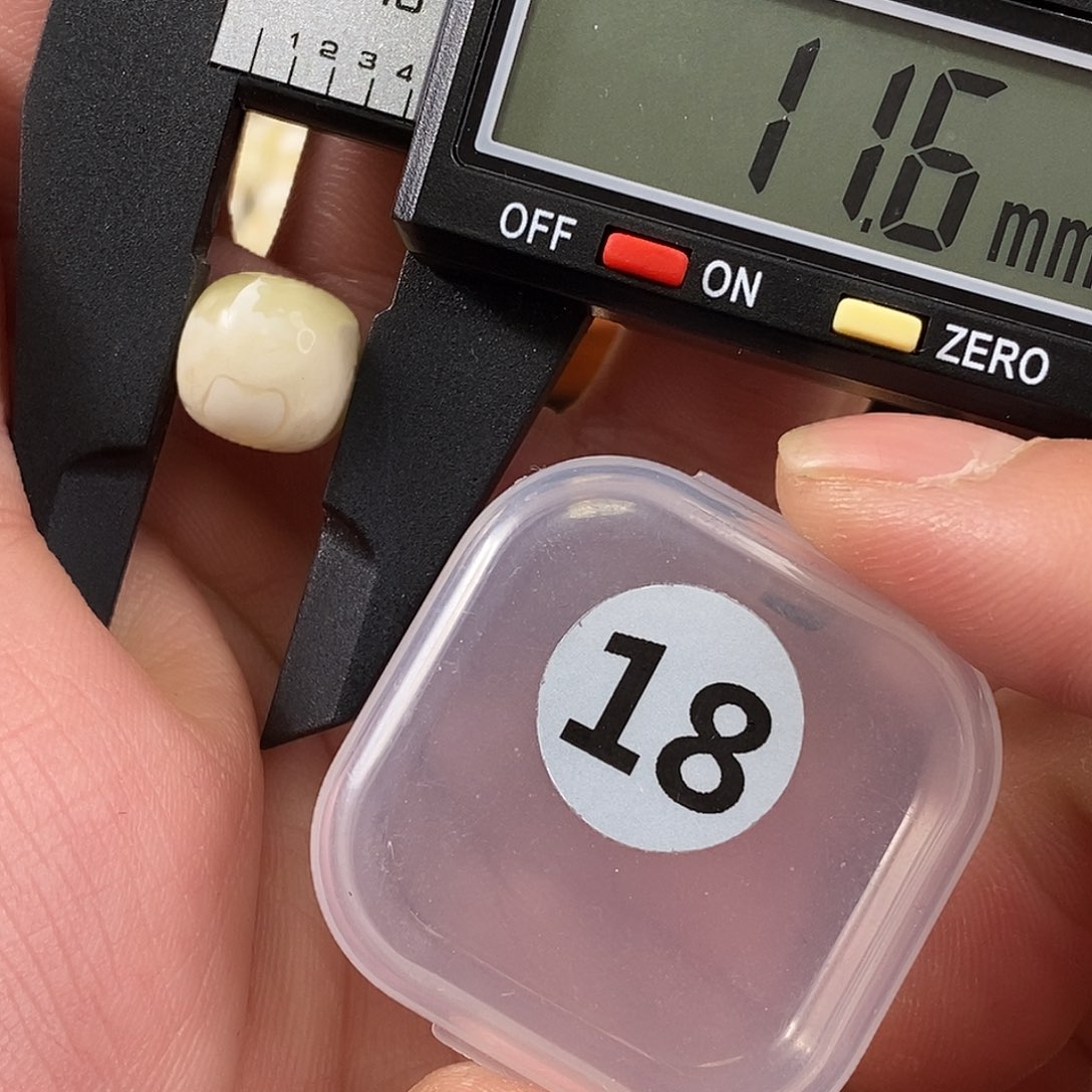 琥珀裸石未镶嵌微瑕