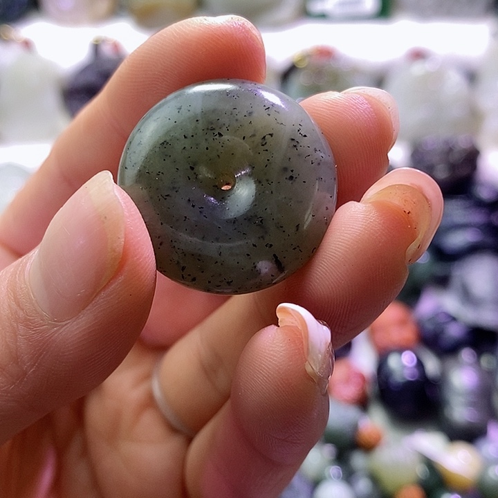 和田玉未镶嵌边角料