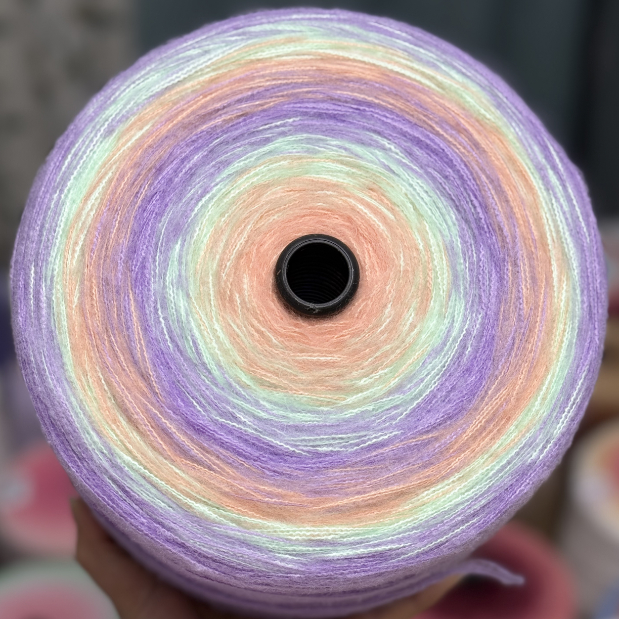 （不加捻）紫醉金迷 两循环4股鹿毛绒蛋糕线颜色丰富钩织各种毯子